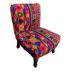 [[Colorful embroidered chair///Fauteuil coloré brodé]]