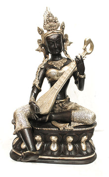  [[Black silver brass Saraswati statue///Statue de Saraswati en cuivre noir et argent]]