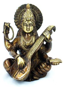  [[Copper and gold brass Saraswati///Saraswati en laiton cuivré et doré]]