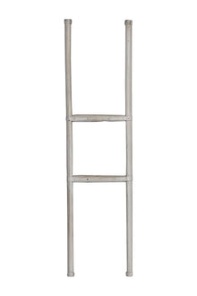  [[Whitewashed wooden display ladder///Échelle de présentation en bois blanchi à la chaux]]